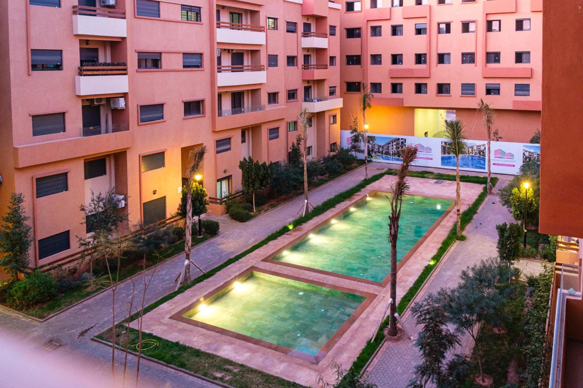Modern , Parking , Pool & Fiber Wifi , Hivernage Centre *