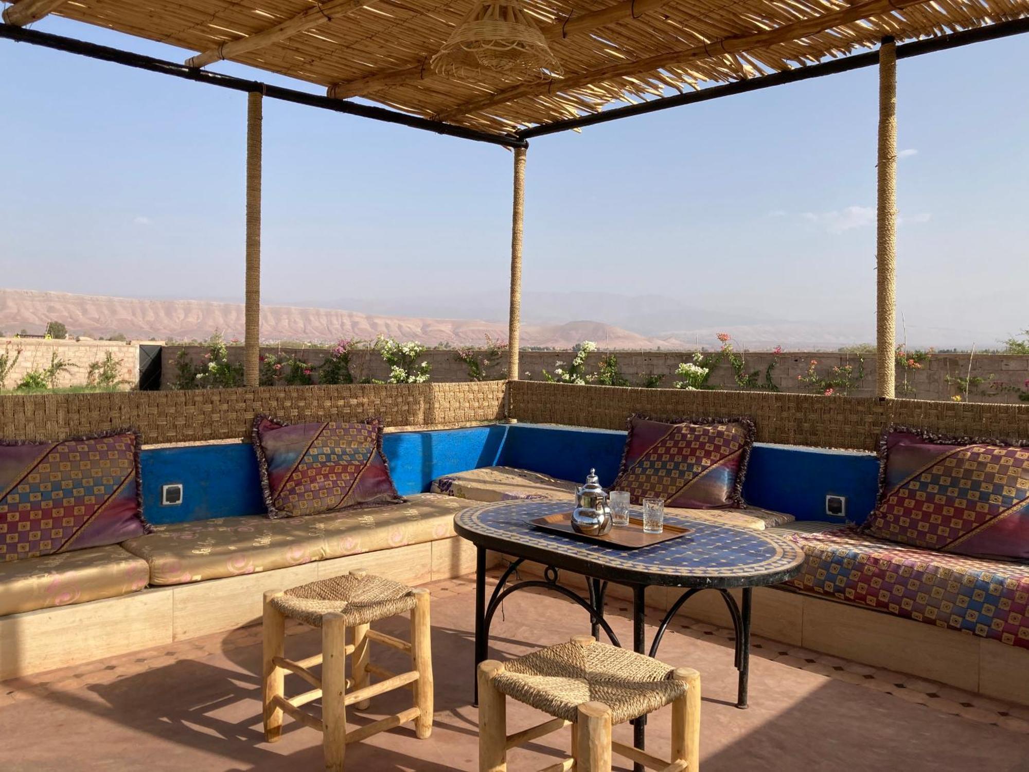 Family With Swimming Pool And A Wonderful Mountain View *