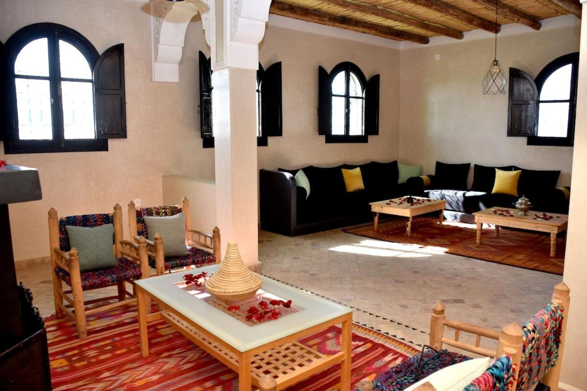 Villa Dar-dawya On Hill, Not Overlooked Marrakesch