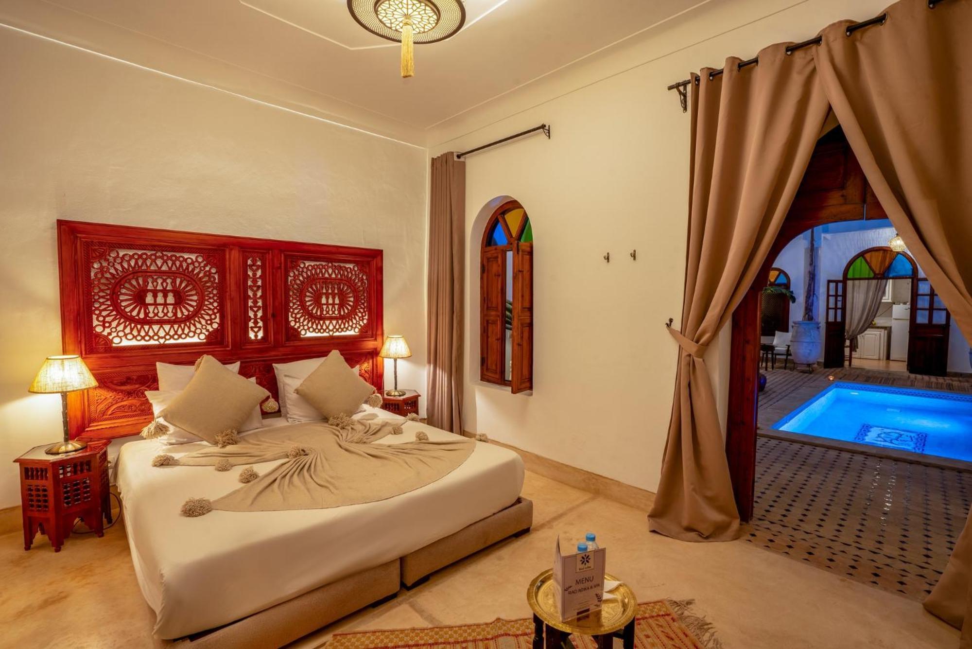 Riad Adika & 4*