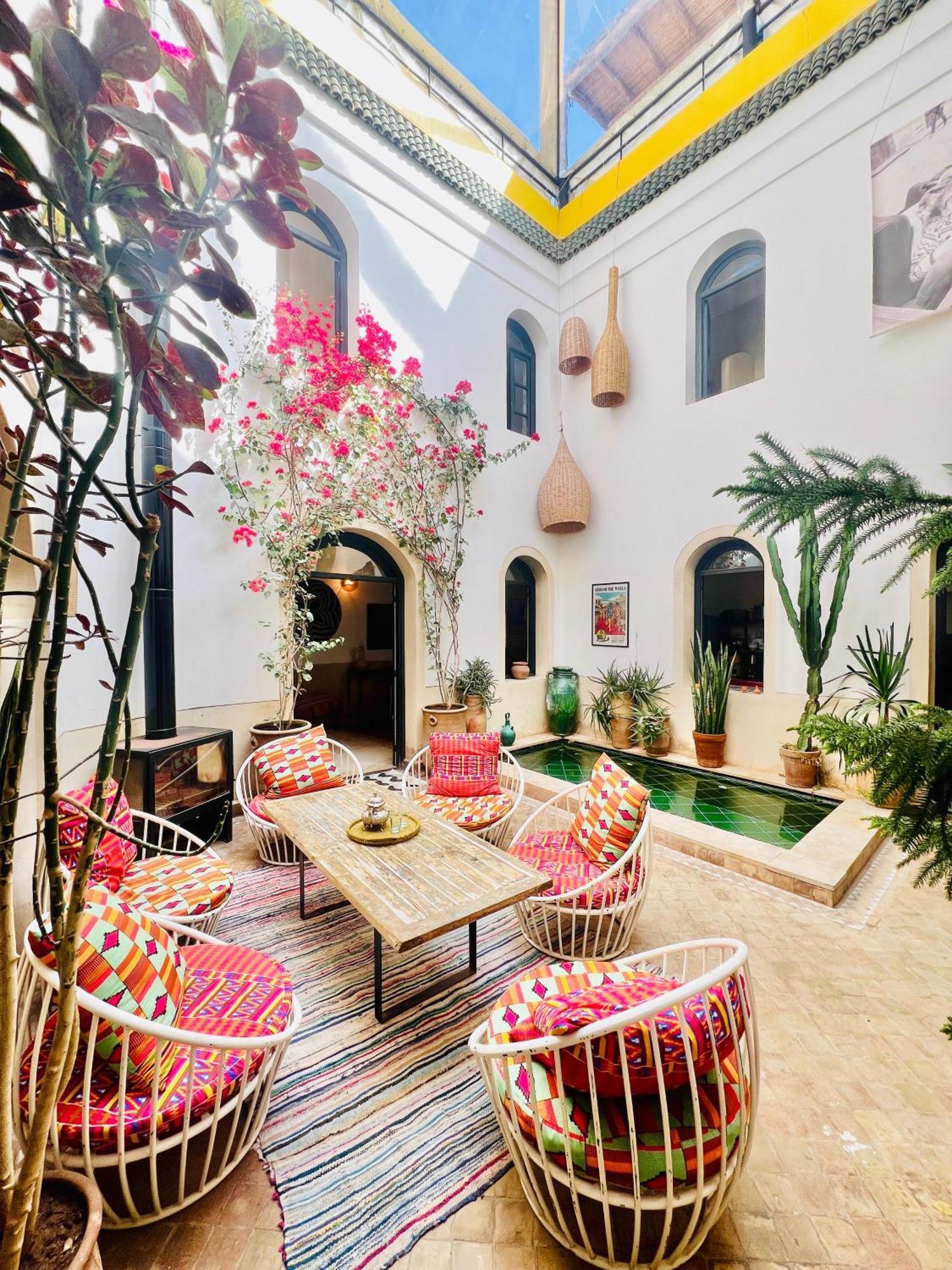 Prive, 5 Et Piscine Casa vacanze *