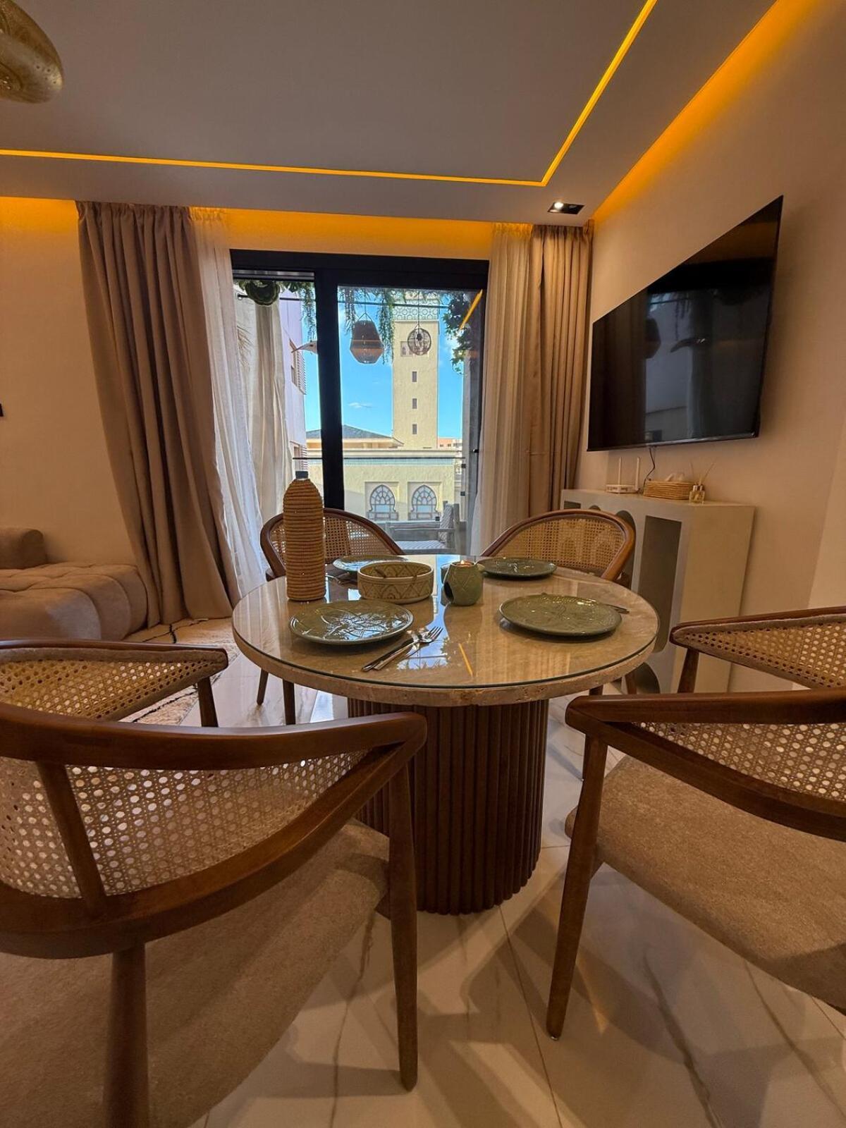 Appartement Gueliz, Wifi Fibre, Parking Gratuit, Centre Marrakech *
