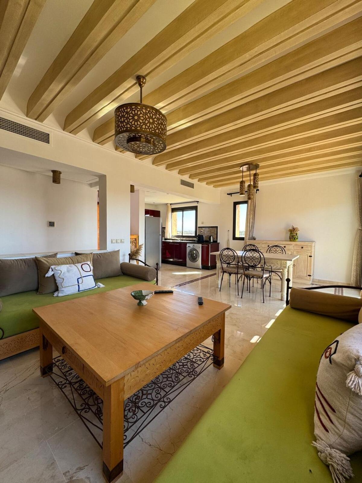 Cosy Avec Piscine, Terrain Tennis Et Loisirs Appartement Marrakesh