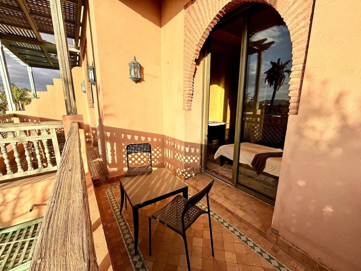 Cosy With Pool And Garden Appartement