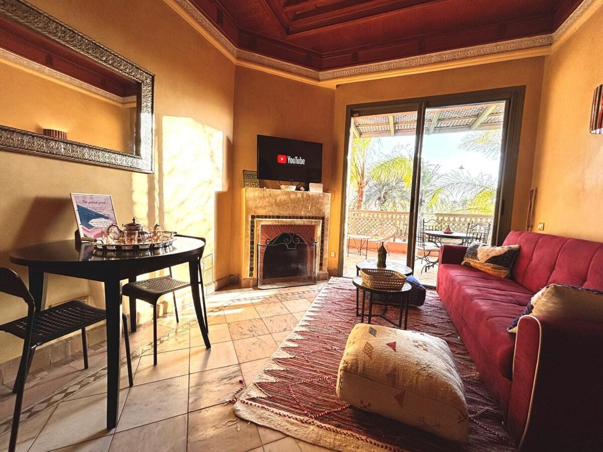 Cosy With Pool And Garden