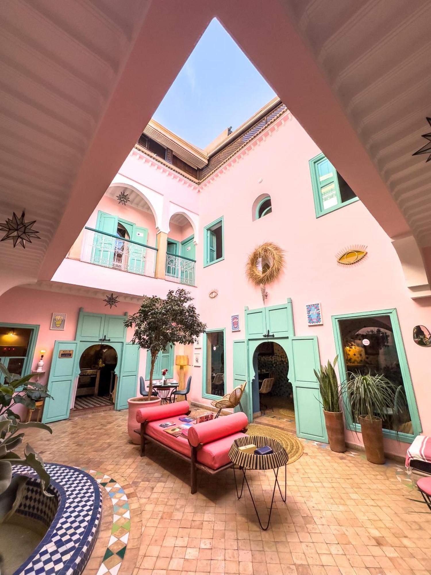 Riad Lauriers Blancs