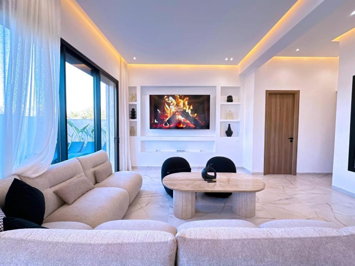Emna Design Contemporain & Piscine Chauffee Villa *