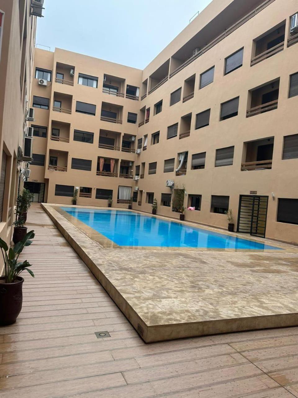Magnifique Avec Piscine A Gueliz *