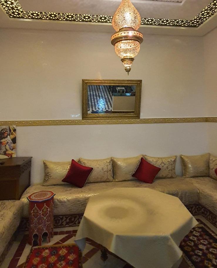 Quarya Assiyahia - Camilia- Maison Entiere Avec Piscine Riad