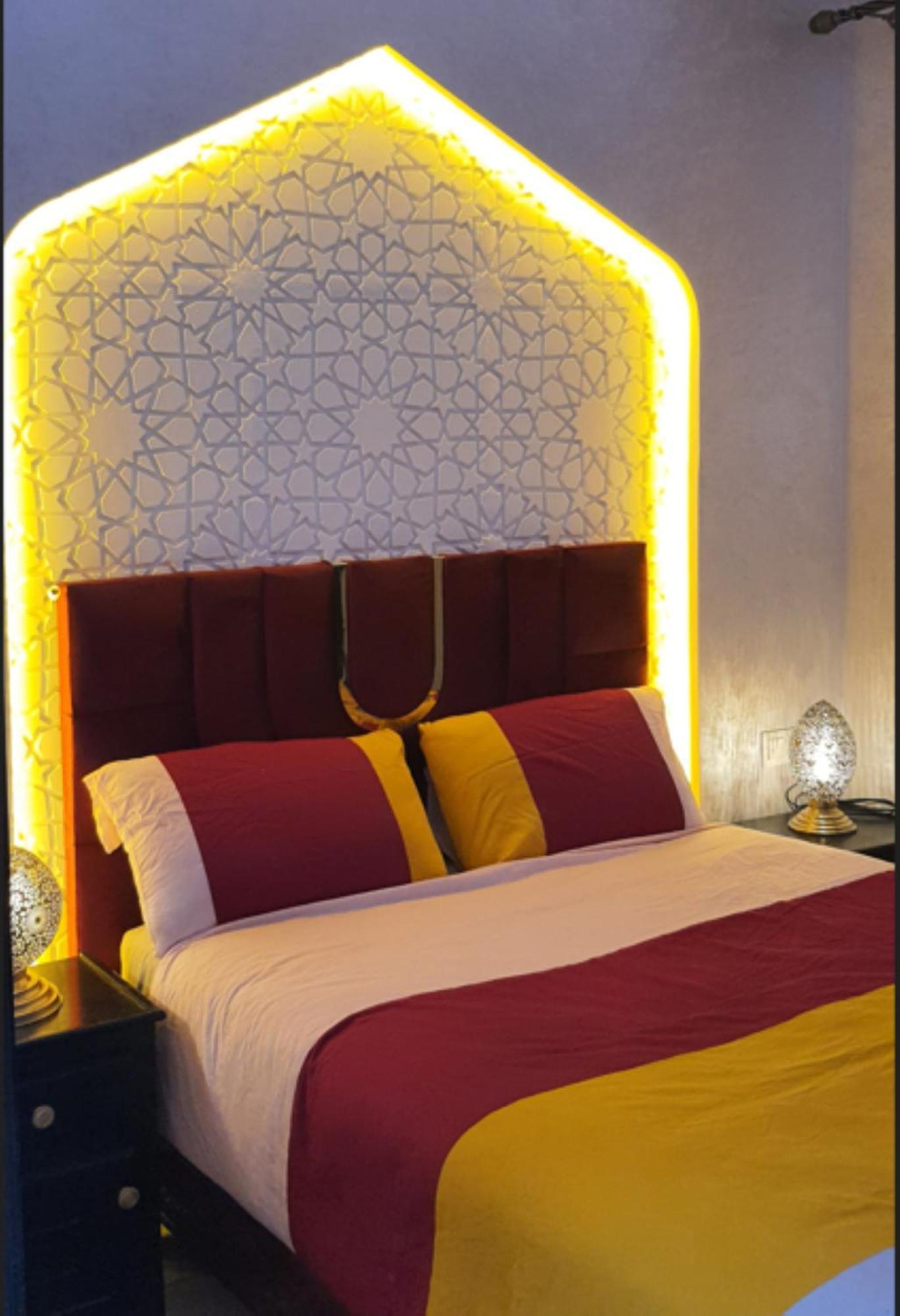 Quarya Assiyahia - Camilia- Maison Entiere Avec Piscine Riad