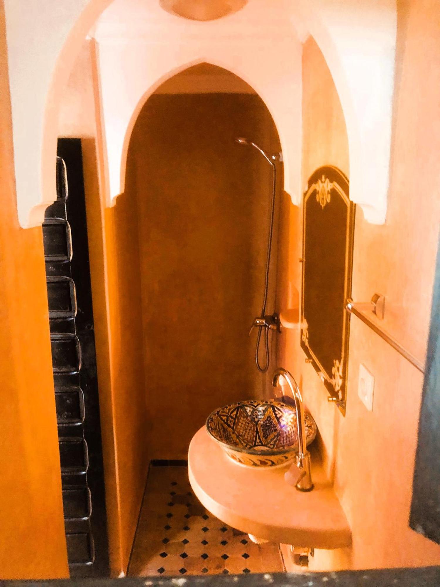 Quarya Assiyahia - Camilia- Maison Entiere Avec Piscine Riad *