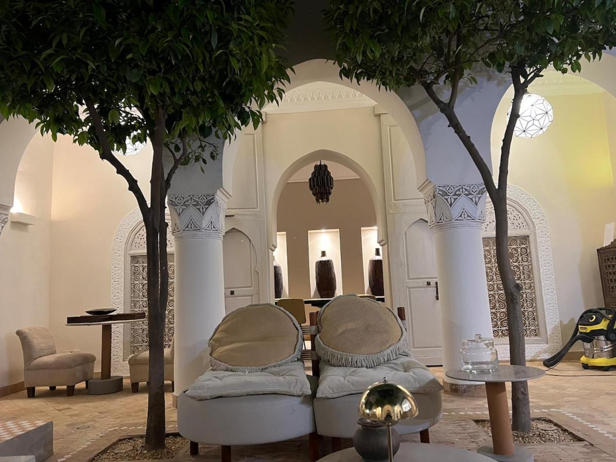 Villa Djannaat Exceptional Private Pool Staff