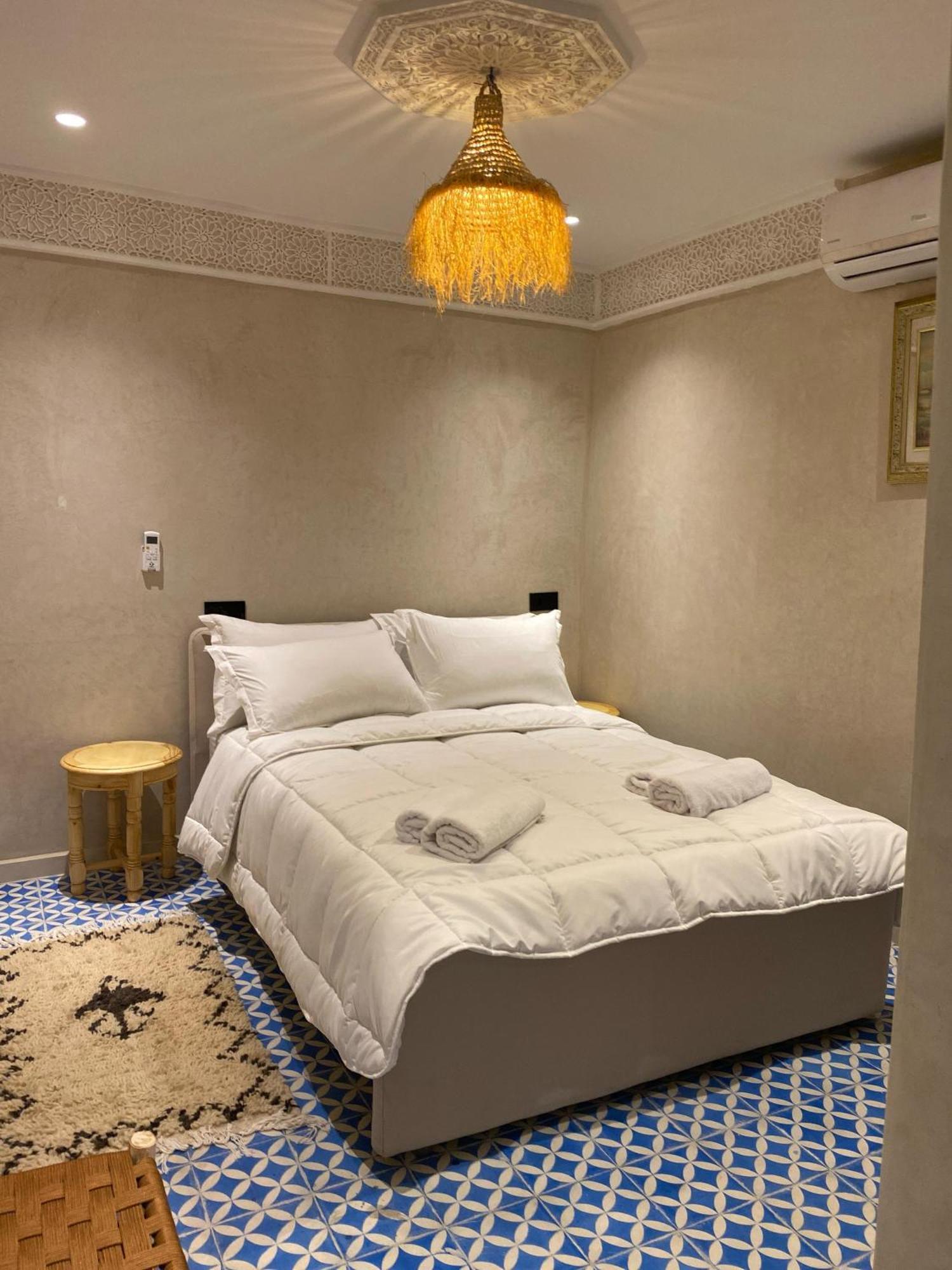 Riad Akkioui Bed & Breakfast *