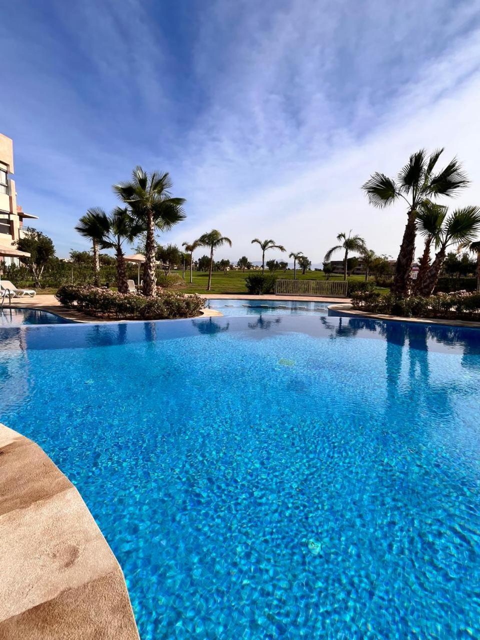 Cozy Comfort At Prestigia