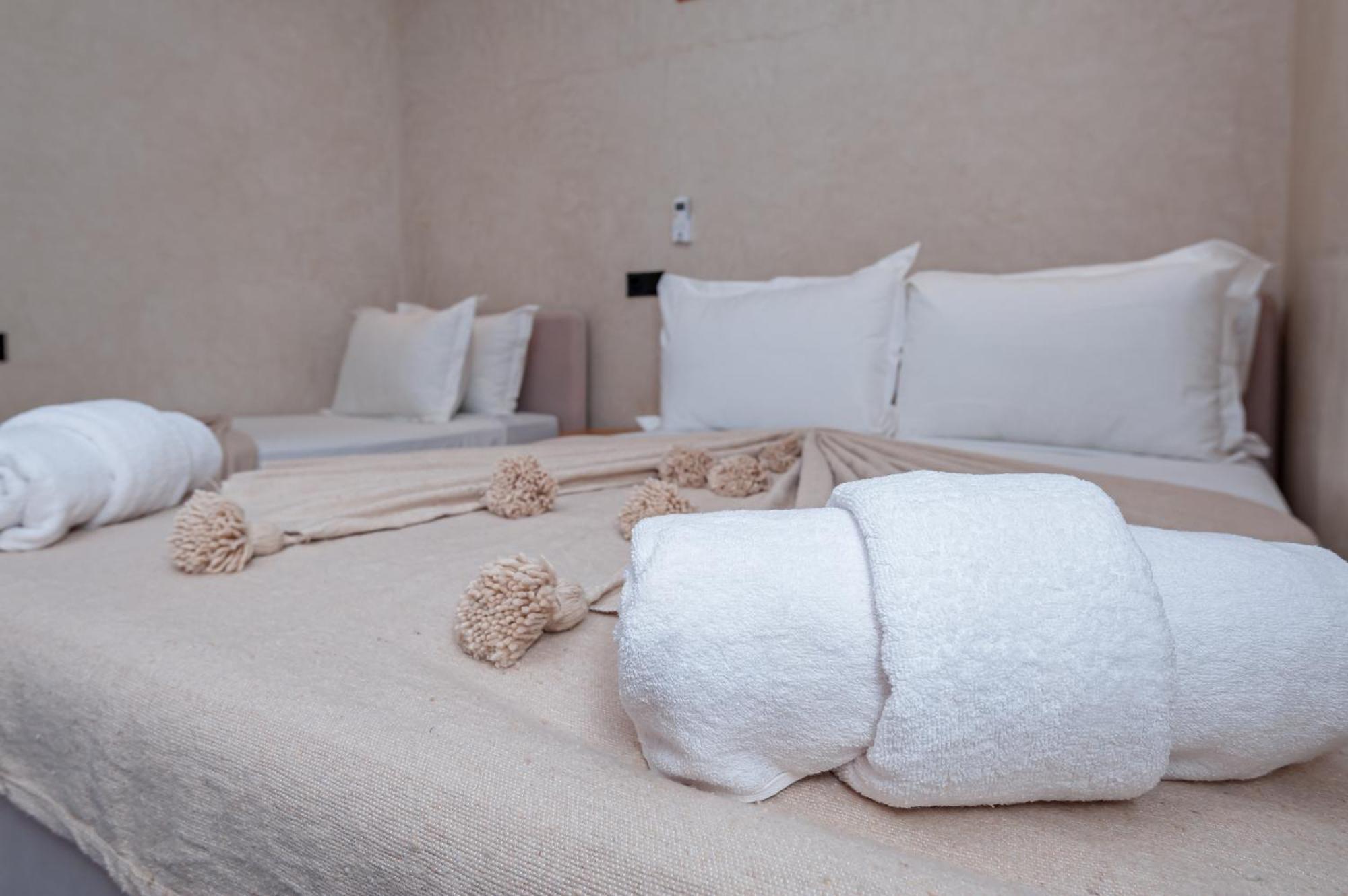 Riad Akkioui Bed & Breakfast