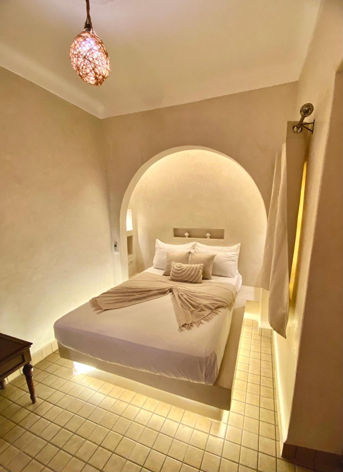 Oum H&n Bed & Breakfast *