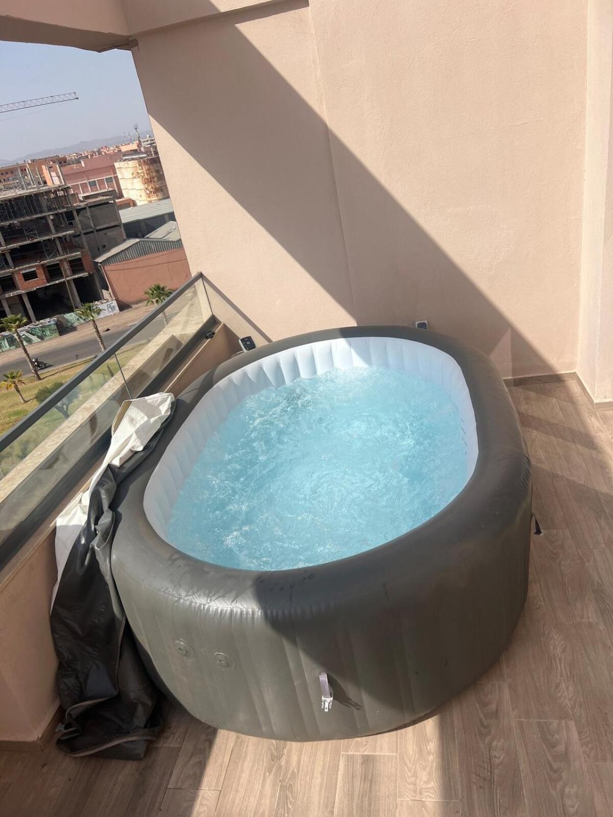 4 Pieces 3 Jacuzzi Prive Barbecue Marrakesh