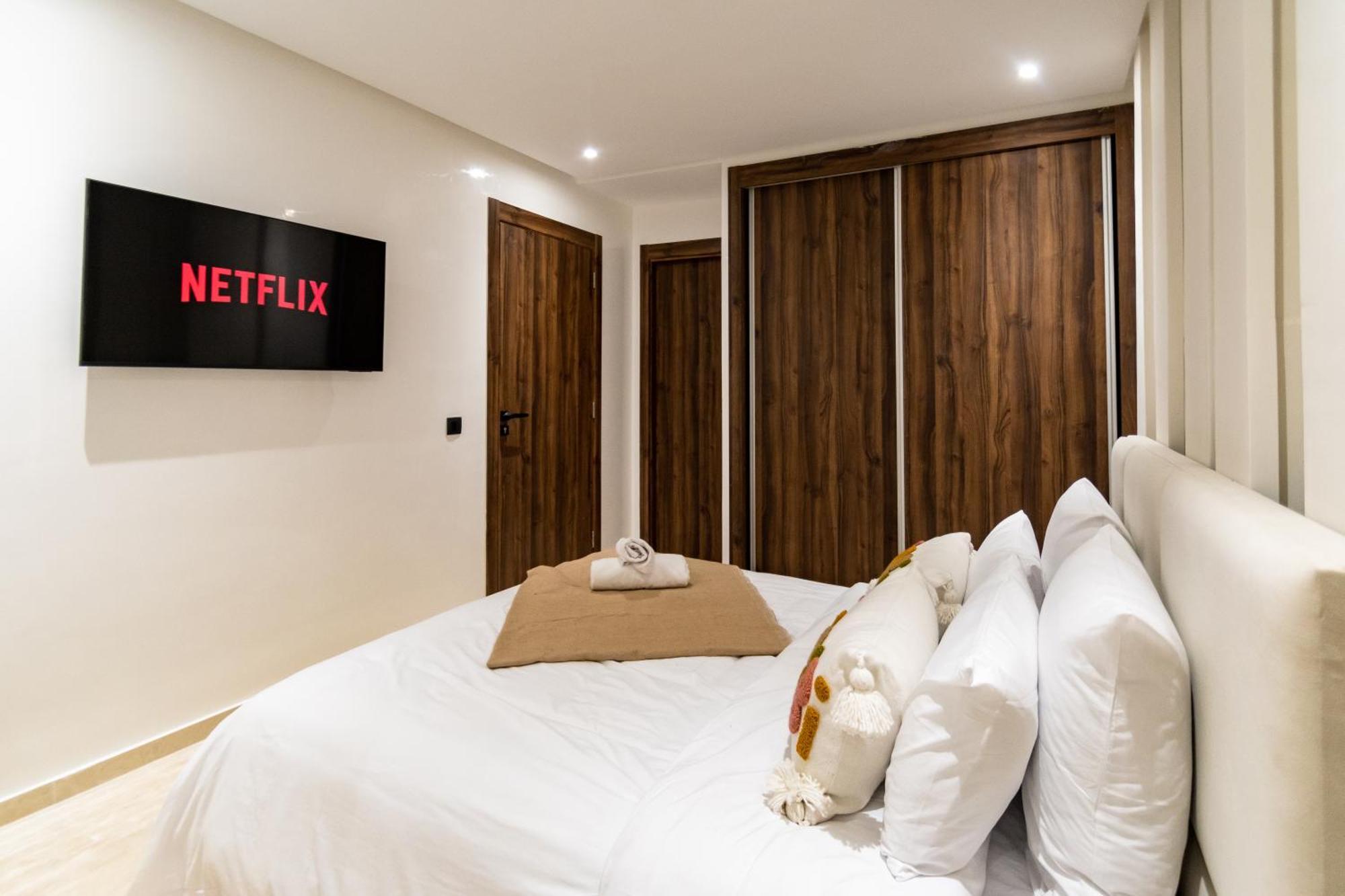 Appartement Modern In Victor Hugo Walk To Gueliz Center