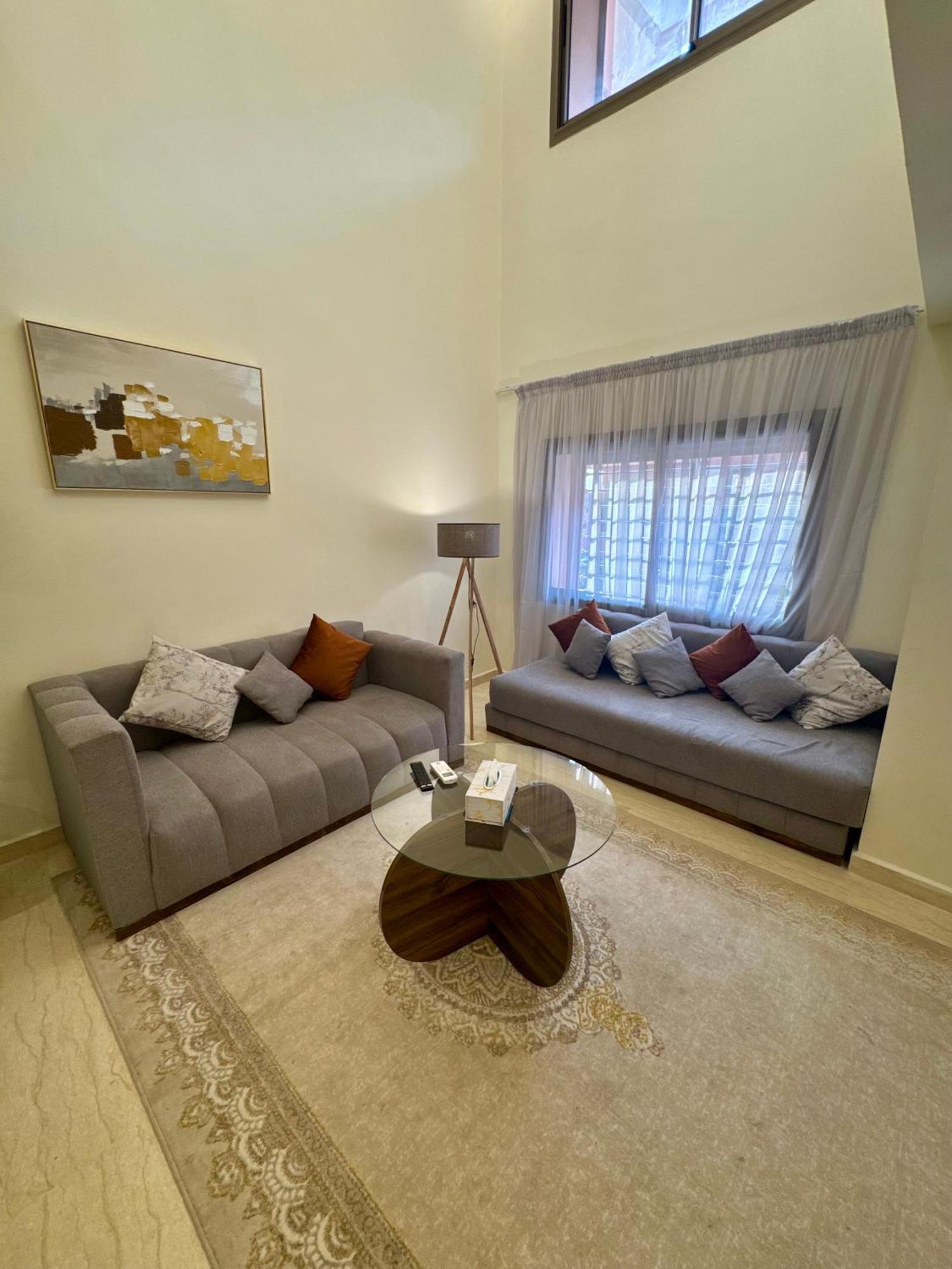 The Cosy Duplex With Gym Access & Near Mall, Palooza Appartement Marrakesh