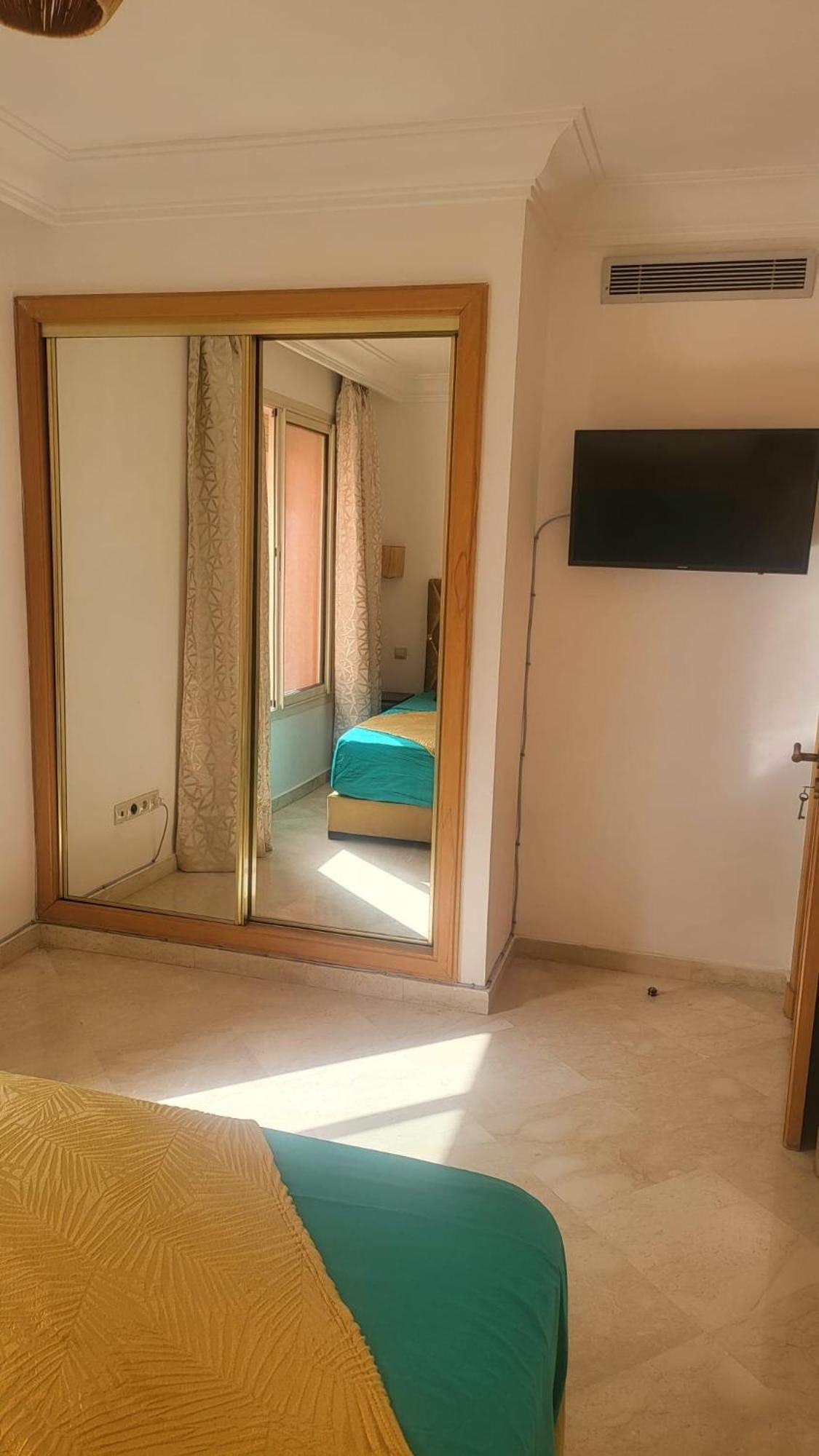 Apartamento Beau Duplex Fonctionnel Avec Piscine *