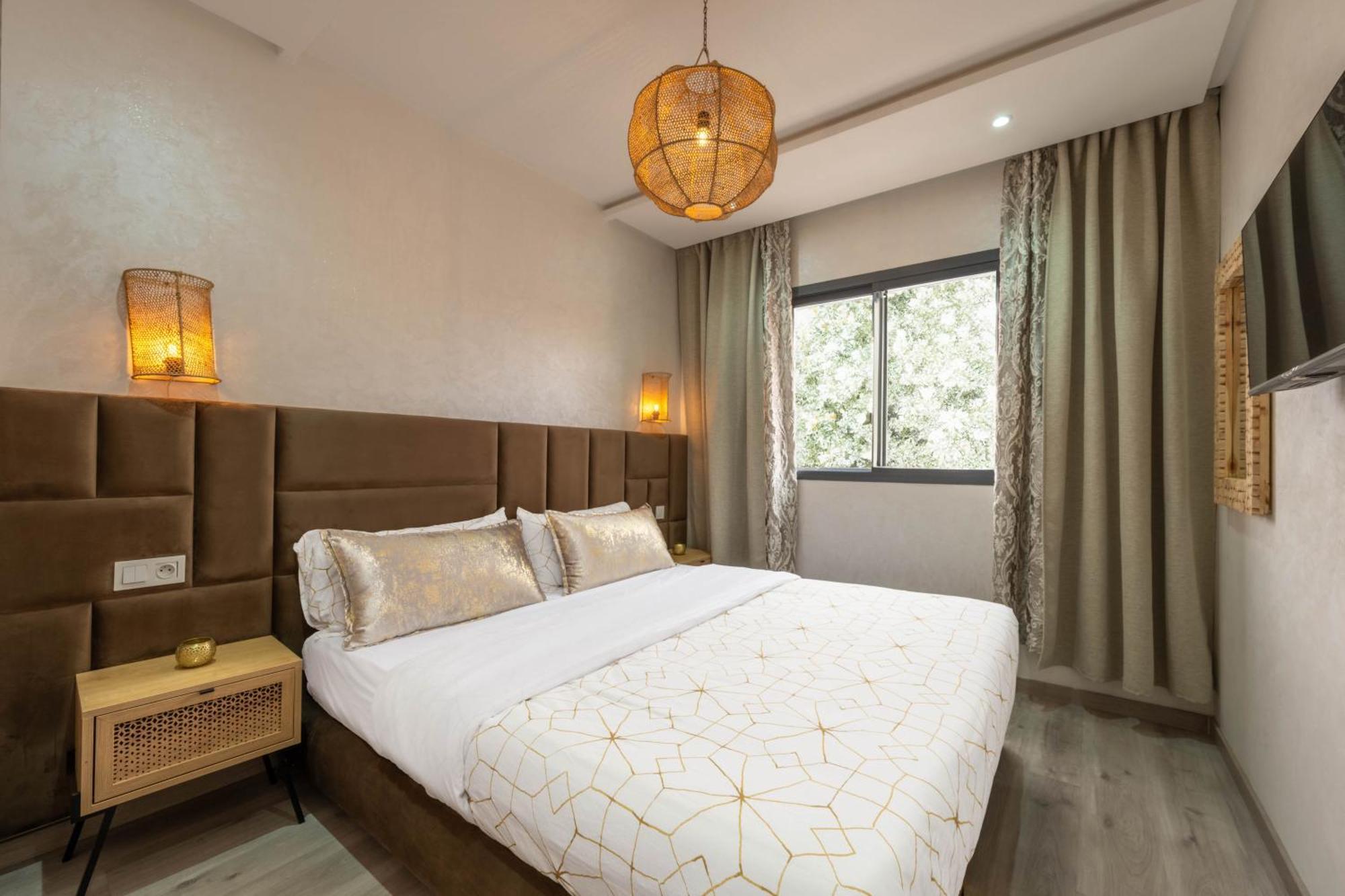 Apartment Luxury, Cozy & Swimming Pool, Wifi