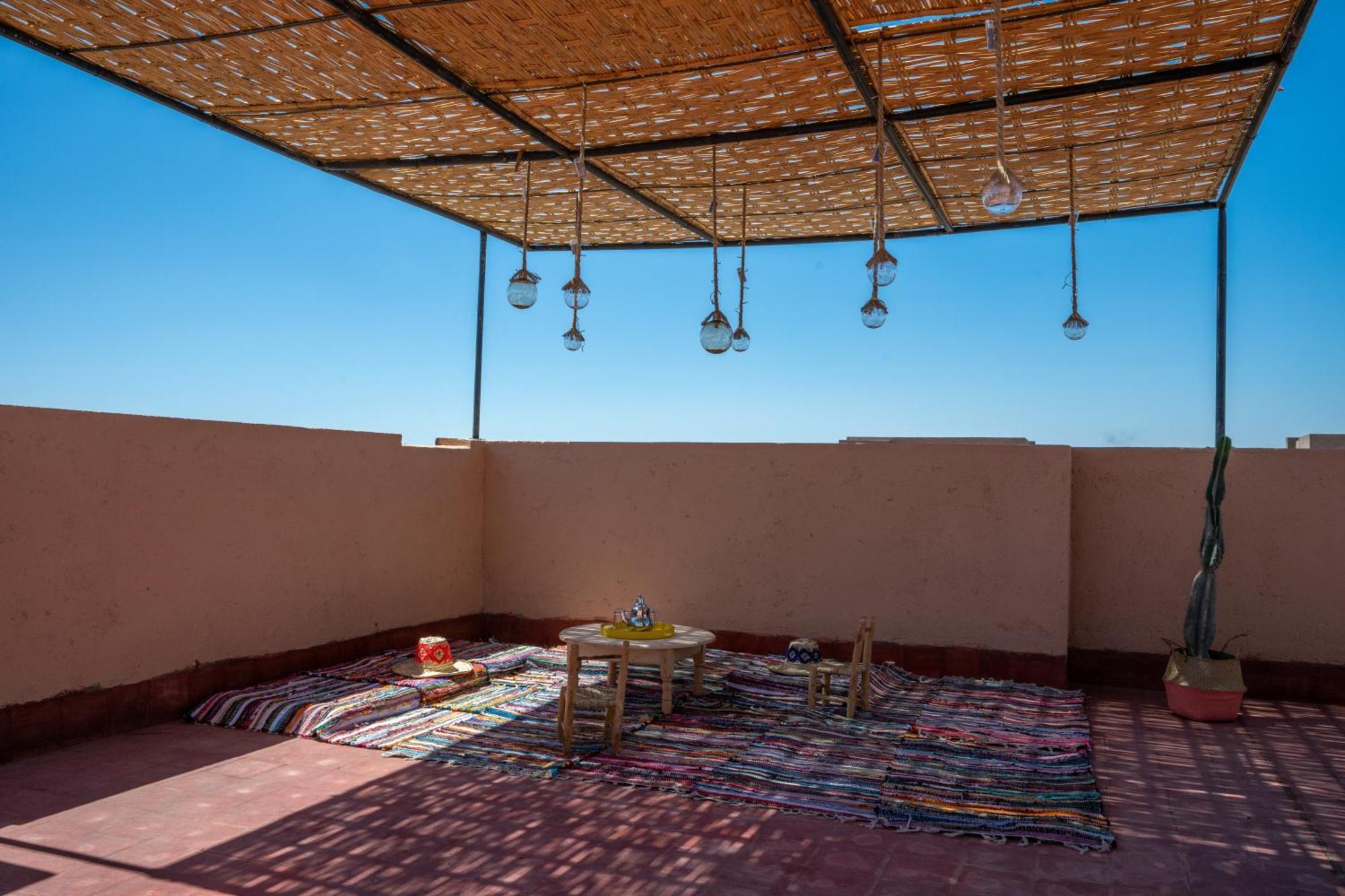 Secret Oasis - 4 Bedroom Rooftop, Pool&ac - Up To 10 Guests *