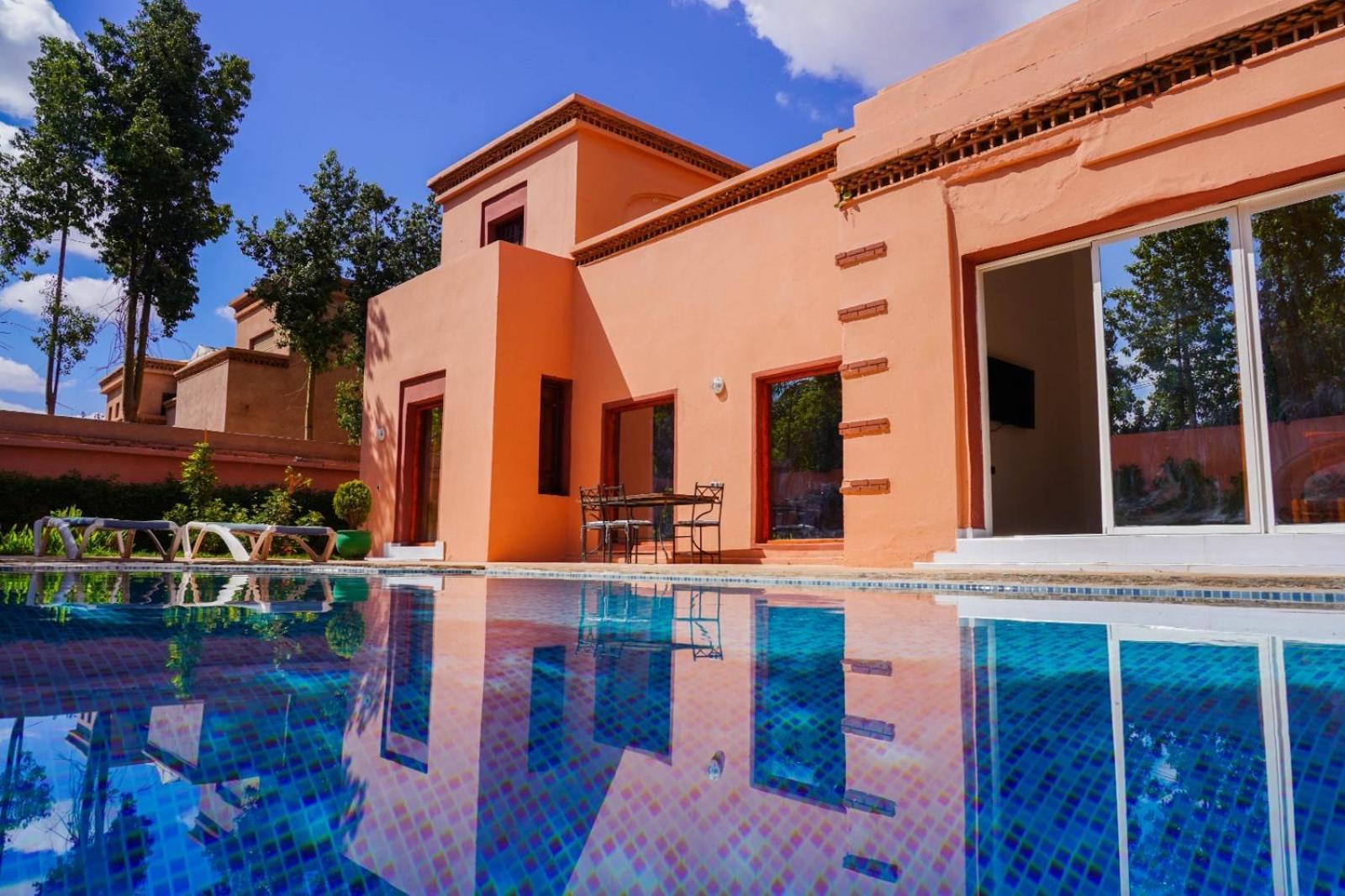 1 Villa
