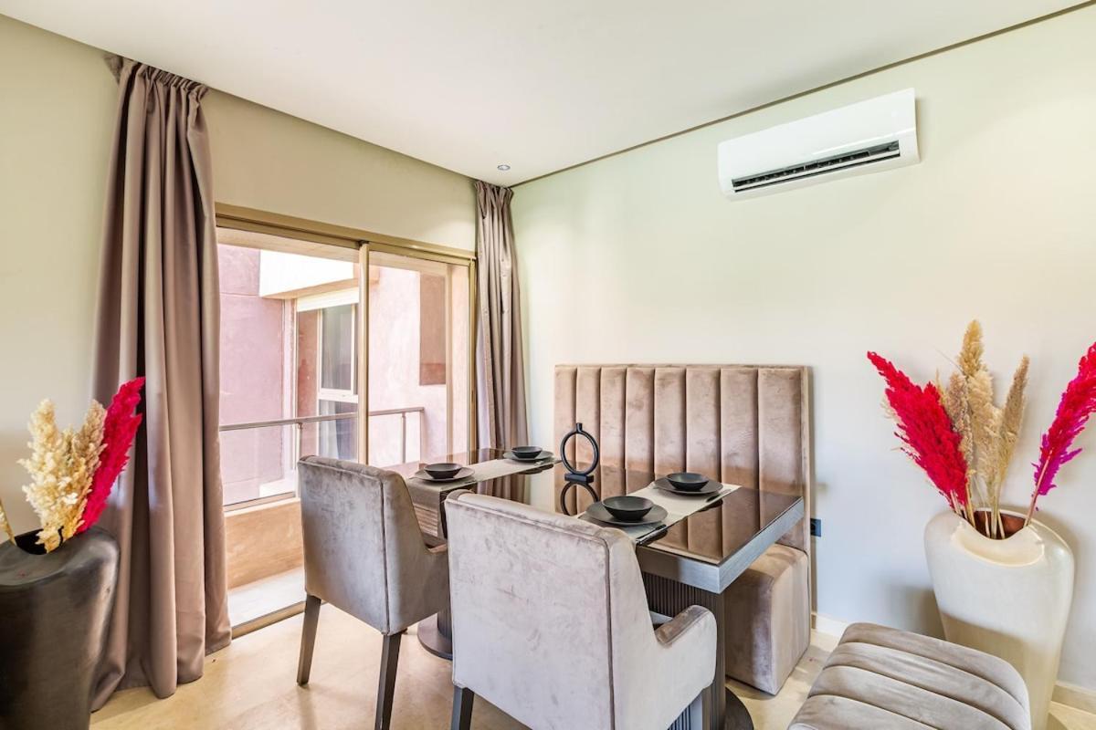 Spacious Luxury 3br By The Pool Appartamento Marrakesh