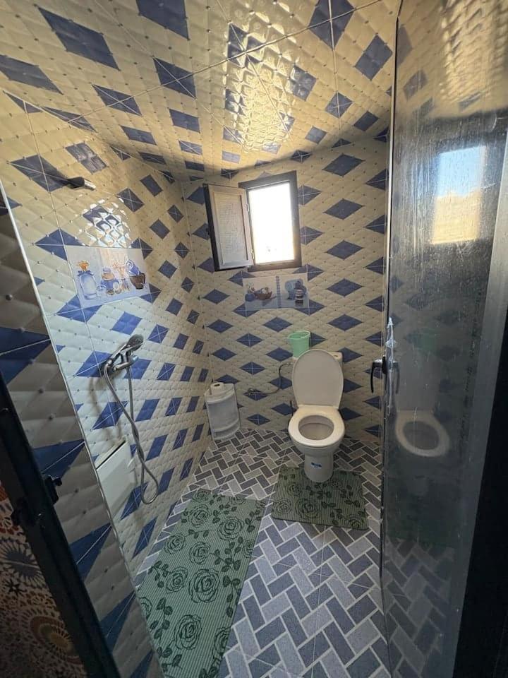 Blue In Marrakesh, 2 Min Airport Homestay *