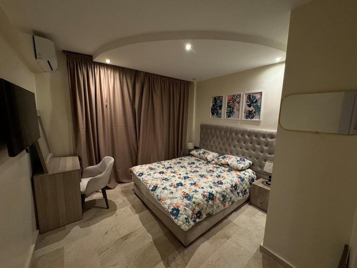 Elegant Hivernage