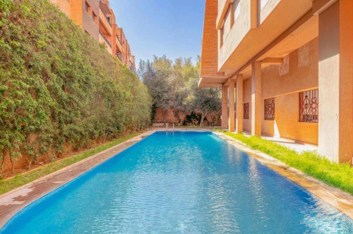 Elegant 2-br, Pool And Parking Hivernage Centre *