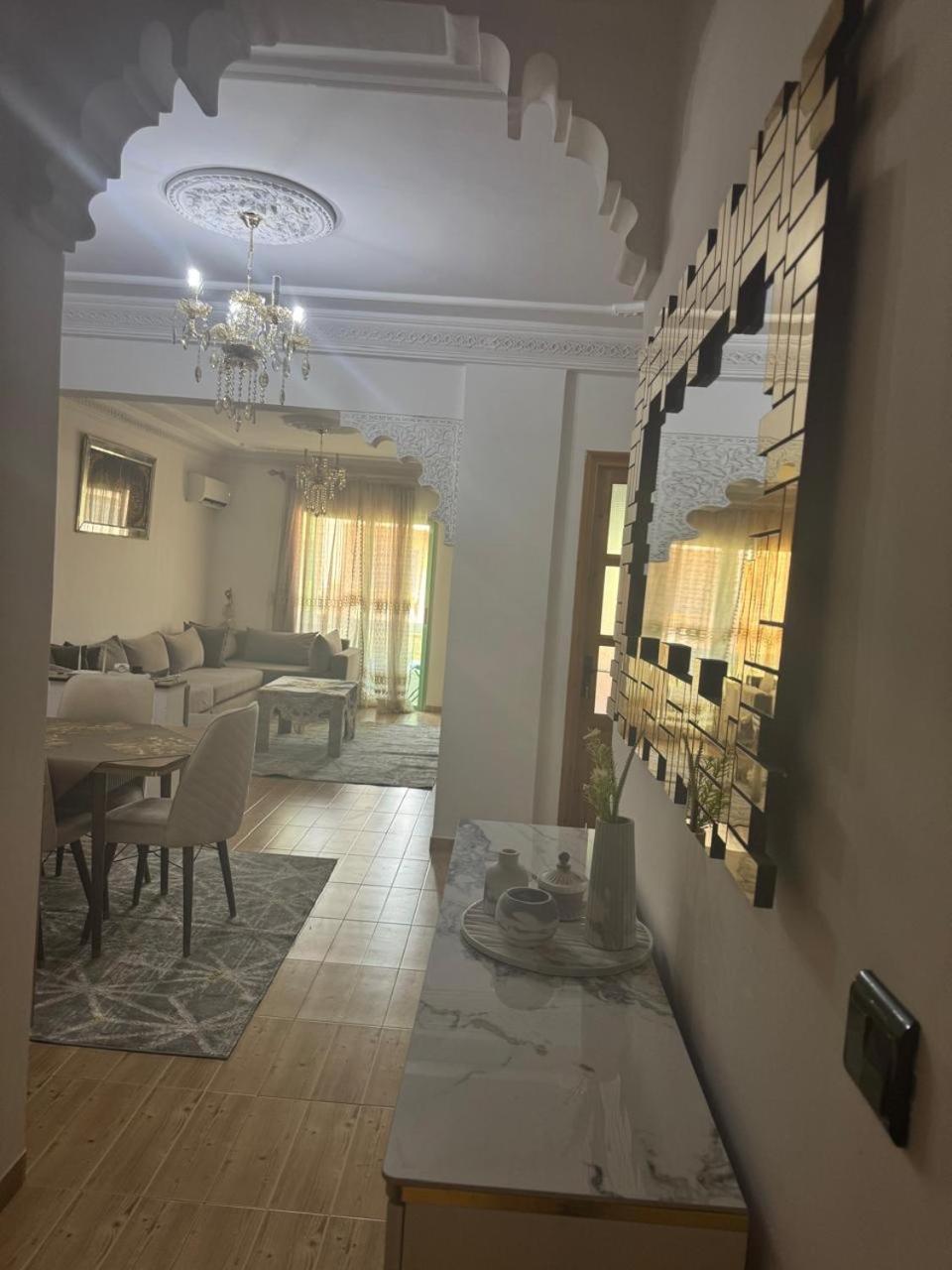 Charming Two-bedroom In Gueliz *