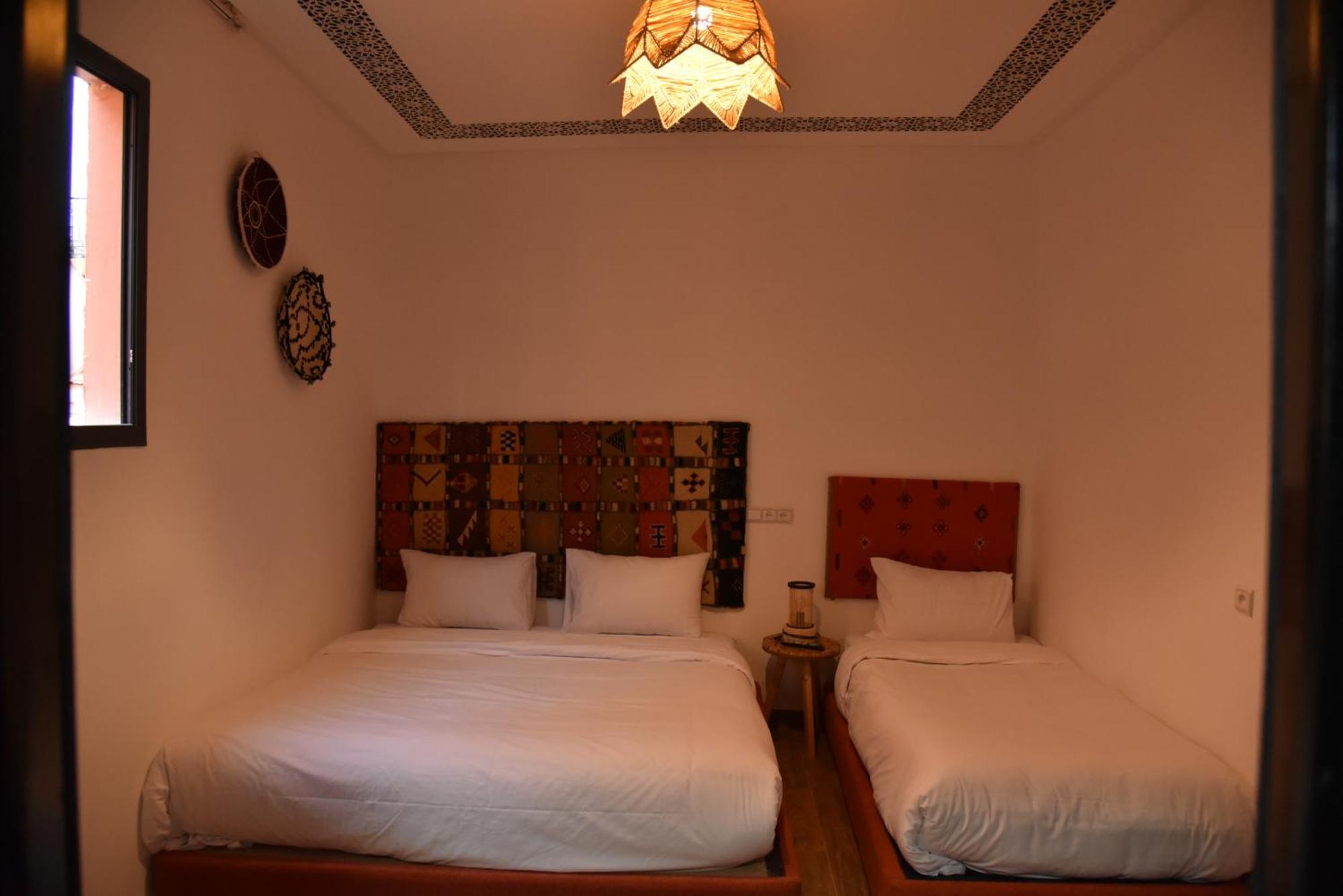 Riad Hajar ' *