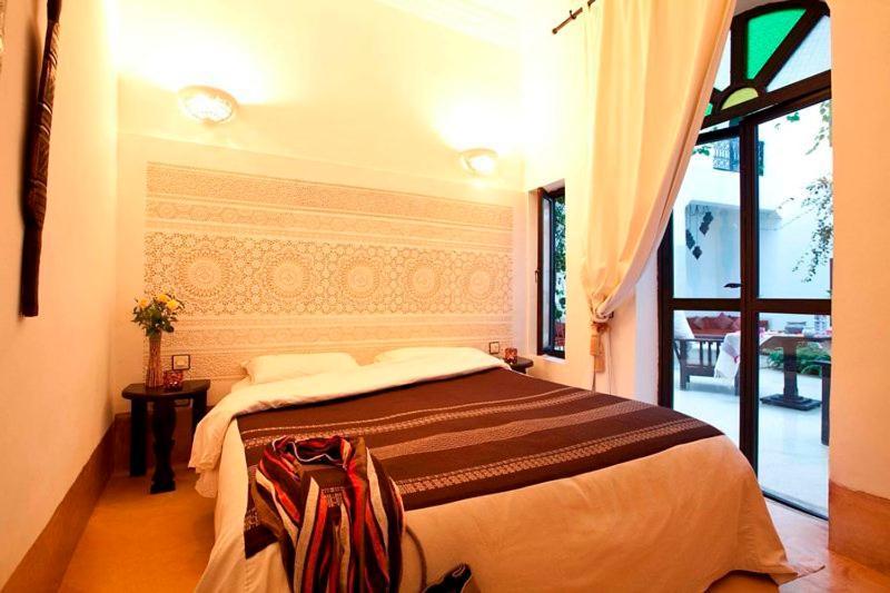 Riad Davia 3*