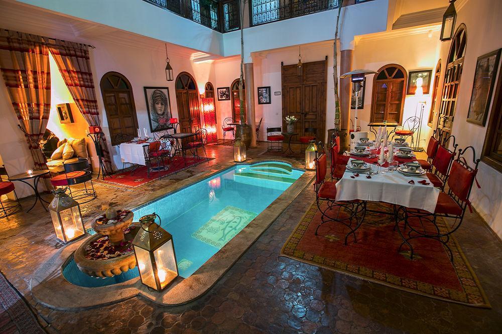 Riad Adika & 4*