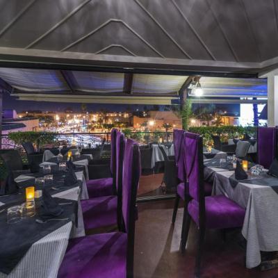 Islane Hotel