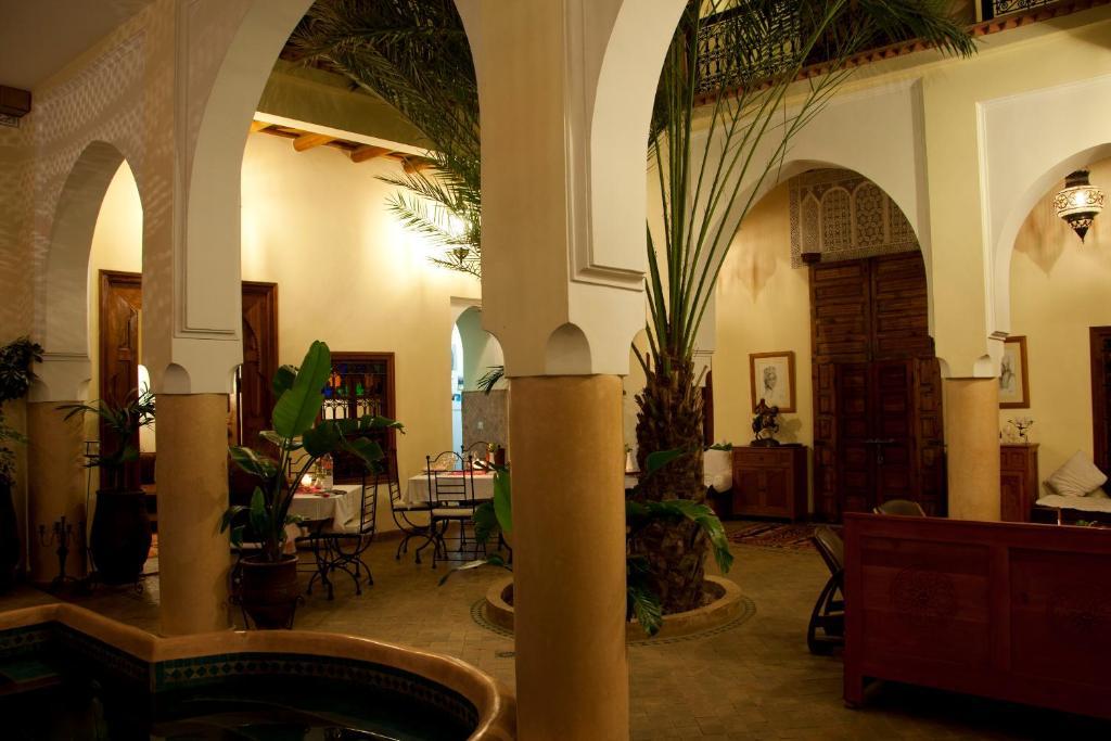 Les Trois Palmiers El Bacha Riad