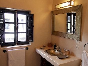 Riad Maison Chafia Boutique &