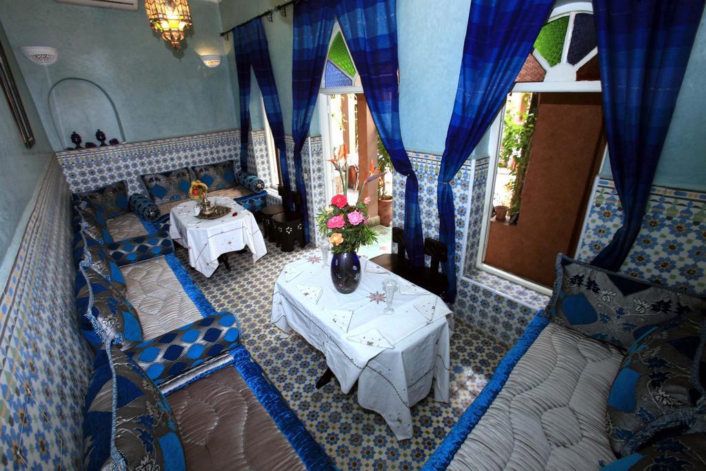 L'arabesque 3*