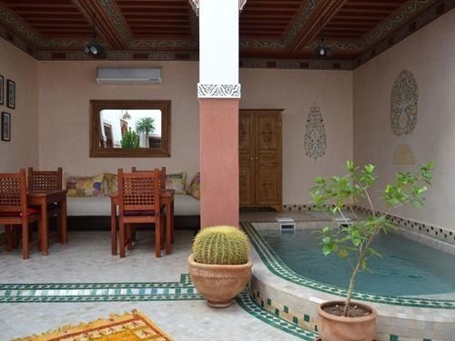 Euphorbe Riad 3*