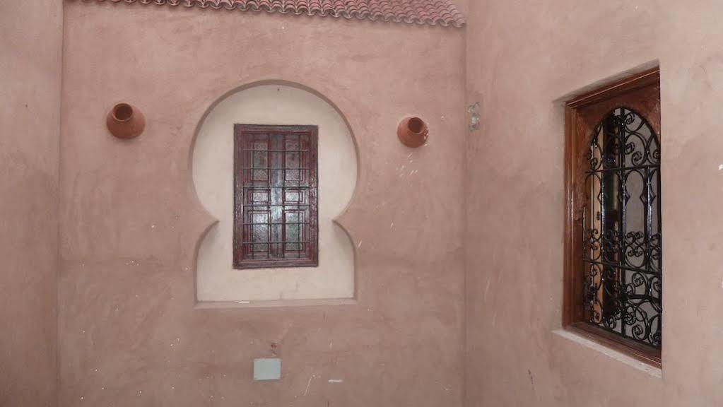 Aday Hotel 2*
