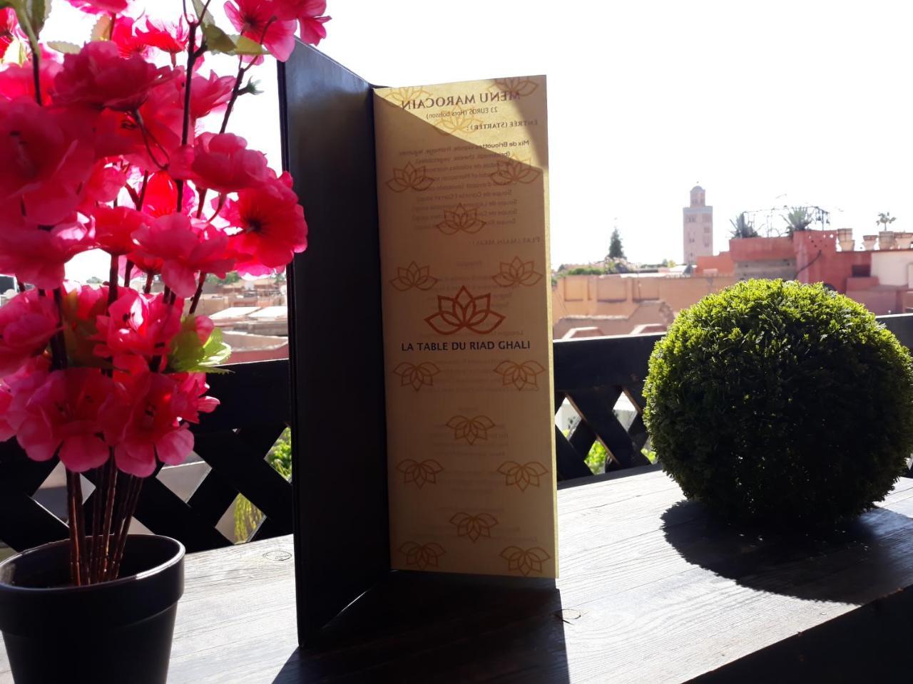 Bed & Breakfast Ghali & 4*