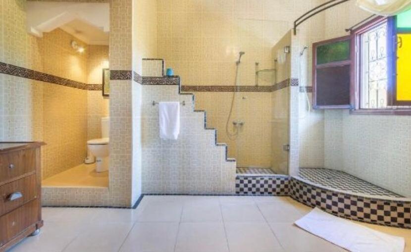 Alounsse Hotel 3*
