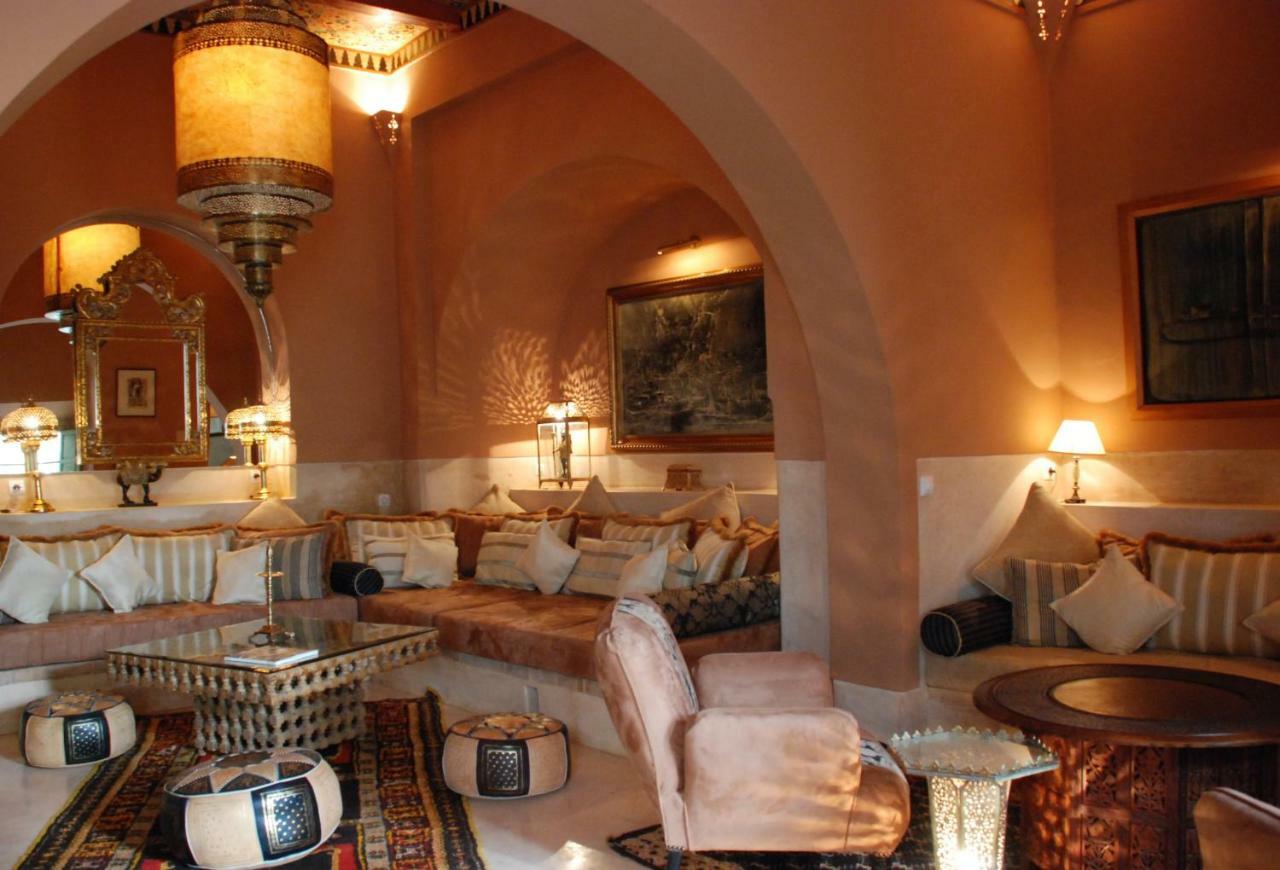 Camilia Riad 3*