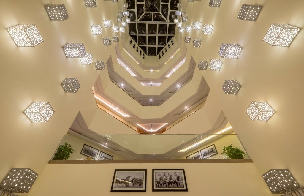 Ayoub & Hotel