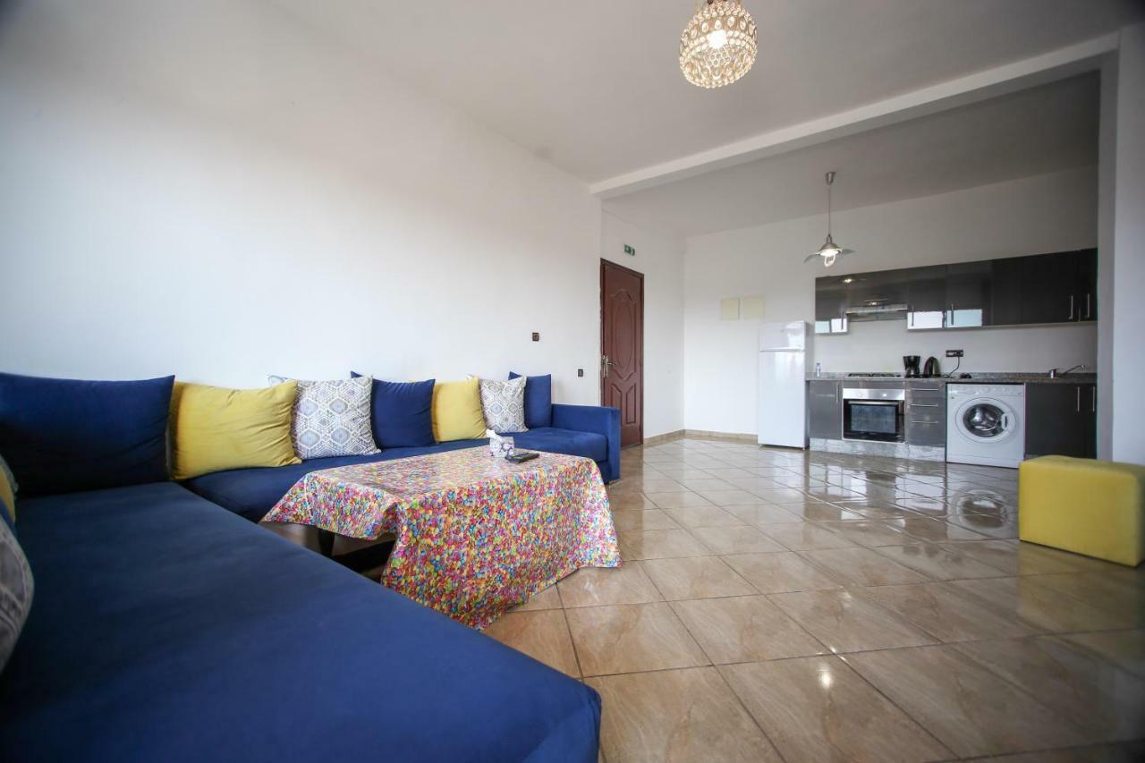Apartment Entoure De Verdure, Grande Piscine *