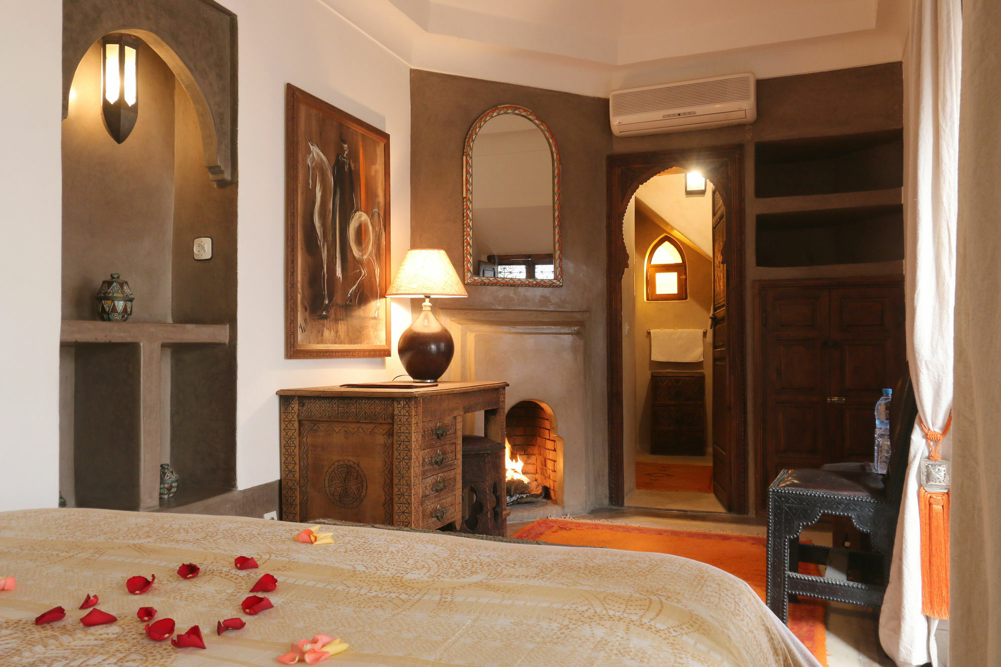 Jaune Safran Entire House Bed & Breakfast