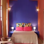 So Chic Riad