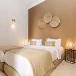 Riad Nayanour