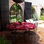 Riad Lola Maria dans la palmeraie
